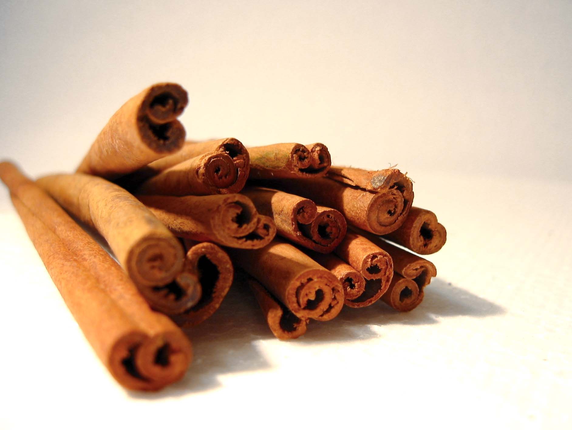 Cinnamon a Baking Spice With Surprising Health Benefits cinnamon-a-baking-spice-with-surprising-health-benefits