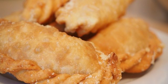 closeup of fennel and artichoke vegetarian empanadas | EatSomethingSexy.com