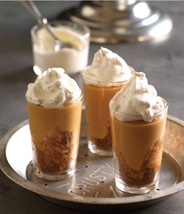 closeup of 3 glasses of the pumpkin pudding from Puddin'