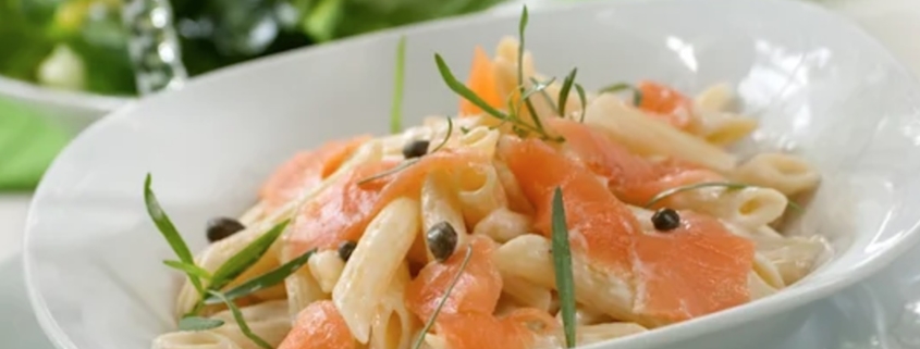 smoked salmon pasta with light cream sauce