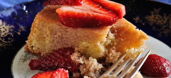 Almond Cake with Balsamic Strawberries