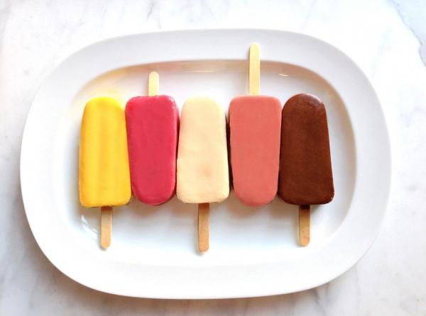 closeup of Chloe's Pops in five flavors