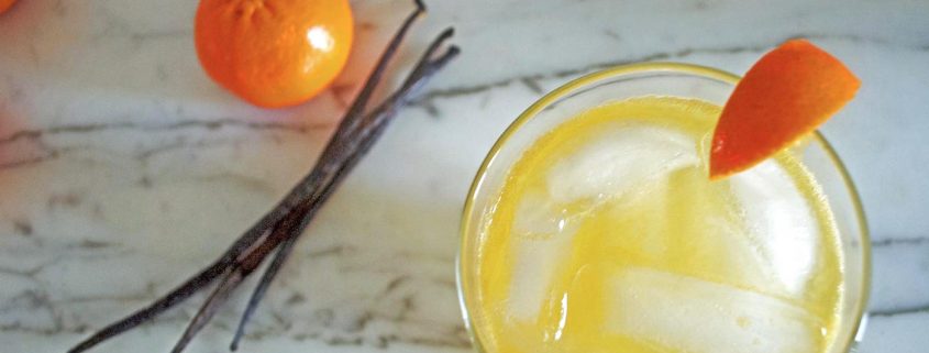 Tangerine Creamsicle--a simple vodka cocktail made with fresh fruit juice