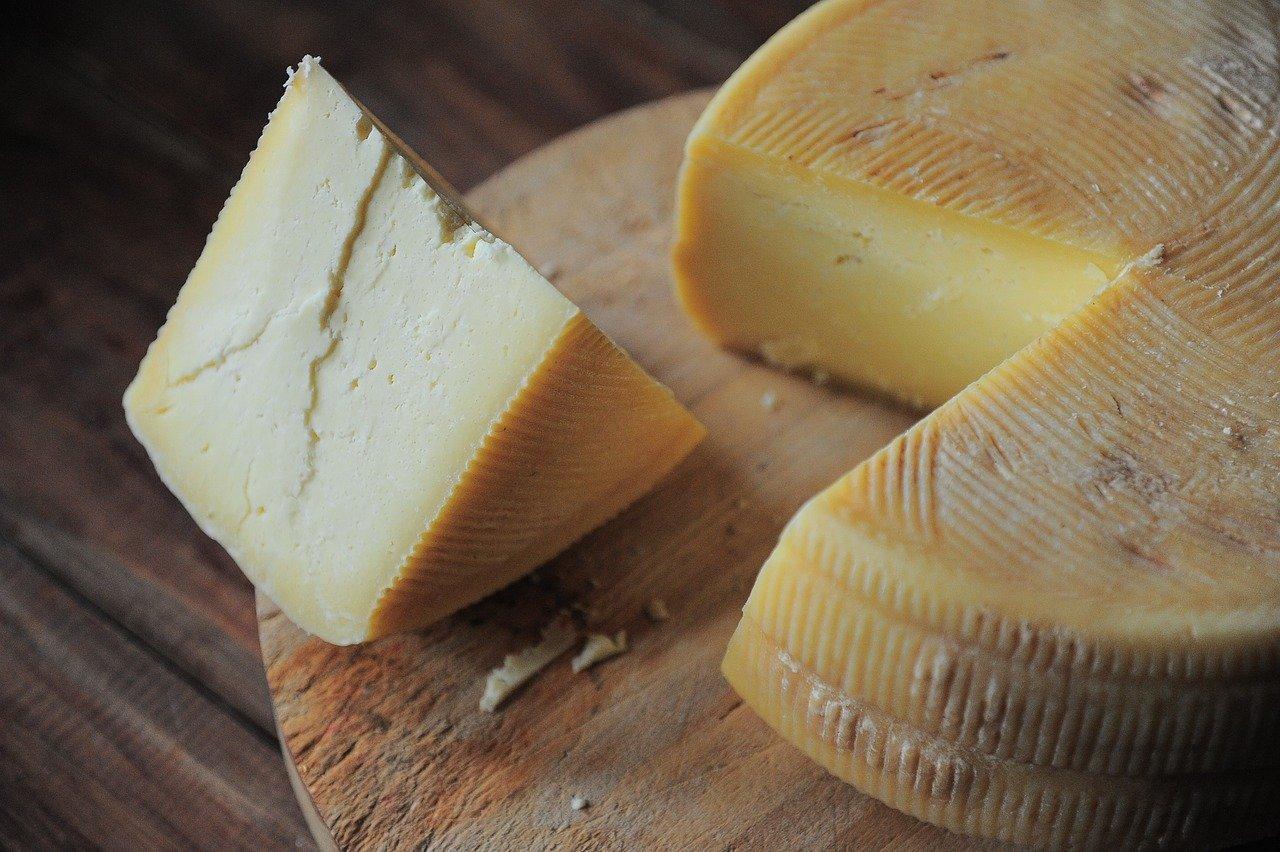 Is Cheese an Aphrodisiac? And Other Surprising Benefits of Eating