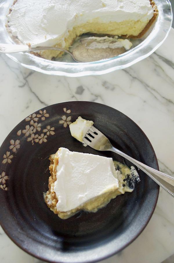 Key Lime Pie with a Salty Macadamia-Graham Cracker Crust